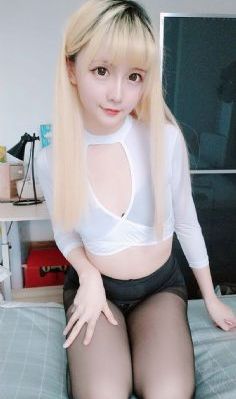上课吃女同桌乳房_蓝光在线视频播放