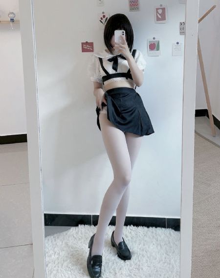 白丝白内裤自慰_在线电影观看