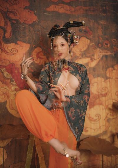 日本吃奶人妻理论片1_国产剧电影全集观看