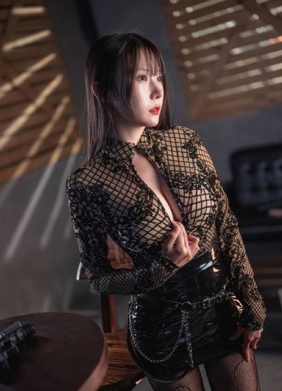女张开腿扒开胸罩让我看看_最新电影在线观看