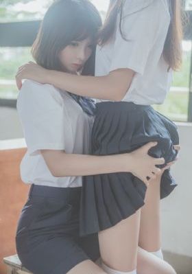 巜一边亲一边摸下奶韩国免费_西瓜视频在线观看
