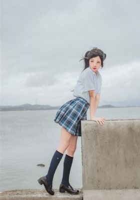 白袜腹肌体育生喷浆solo腹肌_BD韩语全集在线观看