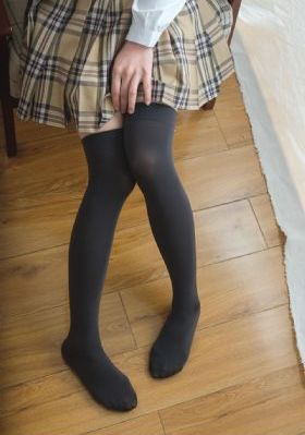 金发美女色站影院_高清免费观看