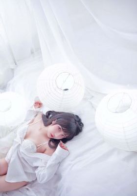 亚洲尤物一区_BD英语在线视频播放